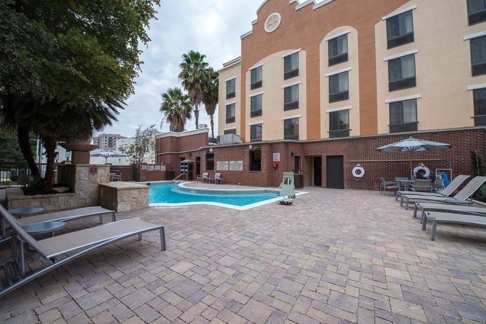 Springhill Suites By Marriott San Antonio Downtown-Riverwalk Area Zewnętrze zdjęcie